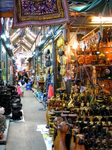 Chatuchak-market-Bangkok - travelingguideinfo