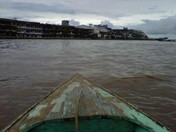 35. Sungai Kapuas