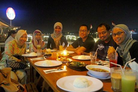 10624805_10203815215053261_6655409339806725598_n