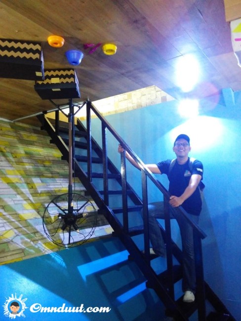 posting-upside-down-2